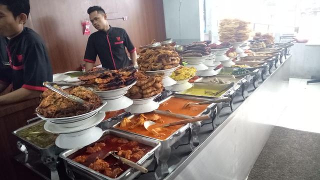 4. Tempat Makan Jakarta Pusat Bopet Mini Benhil