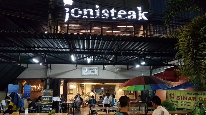 7. Joni Steak