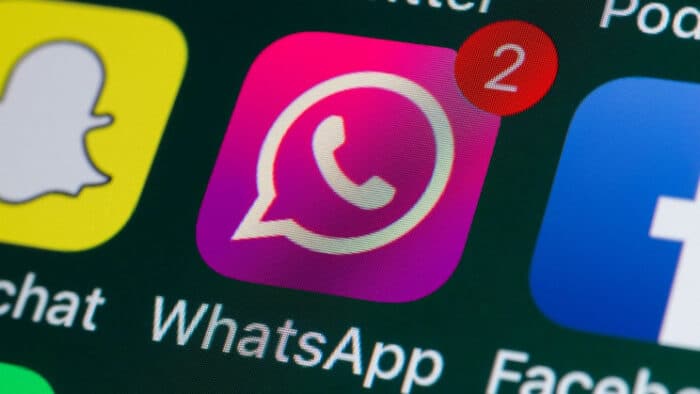 Perkenalan Singkat Dengan Aplikasi WhatsApp Pink