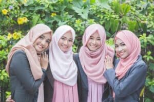 7-Outfit-Kajian-Saat-Ramadhan,-Sederhana-dan-Tetap-Sopan